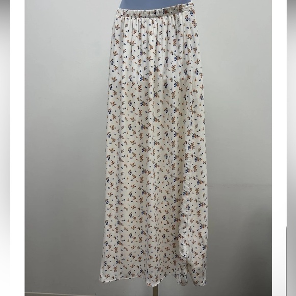 🔥AMERICAN EAGLE skirt 💞 - Picture 2 of 3